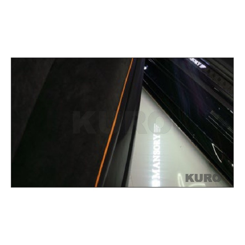 MANSORY GT4Lusso — Światła powitalne drzwi z logo MANSORY