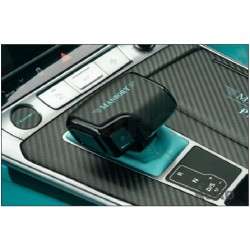 MANSORY RS6 — Karbon panel do gear shifters