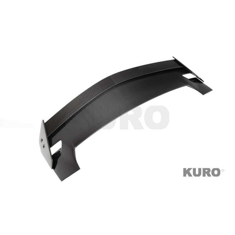 NOVITEC Urus S — Roofspoiler wyścigowy