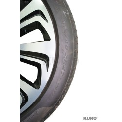 Bentley Bentayga komplet kół Pirelli P Zero 285/40ZR22 OEM: 36A601025S