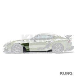 Toyota GR Supra carbon progi boczne V2