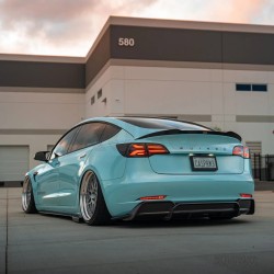 Tesla Model 3 carbon spoiler V2