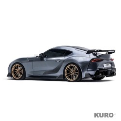 Toyota GR Supra carbon progi boczne V1