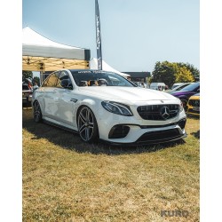 MERCEDES E63 W213 2018-2020 przed liftingiem carbon progi boczne - CT DESIGN