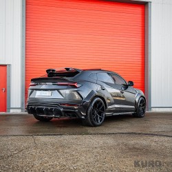 LAMBORGHINI URUS carbon progi boczne - CT DESIGN