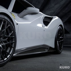Karbonowe progi boczne Vorsteiner Diavolo Ferrari 488 | KURO