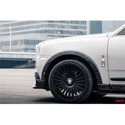 Rolls-Royce Cullinan BKSS karbon progi boczne | KURO