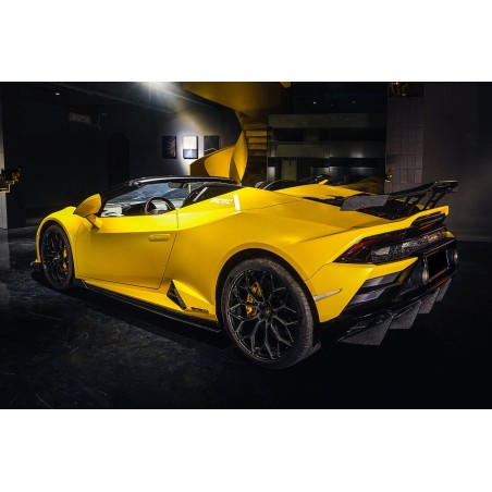 Lamborghini Huracan EVO OD suchy karbon progi boczne Under Board | KURO