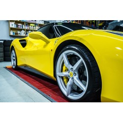 Ferrari 488 GTB & Spider progi boczne (OE) | KURO