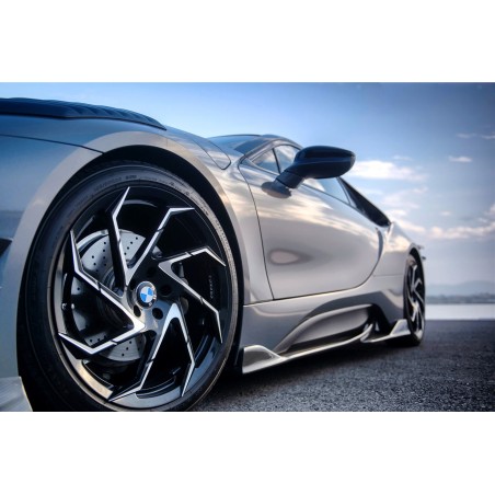 BMW i8 BZK karbon progi boczne | KURO