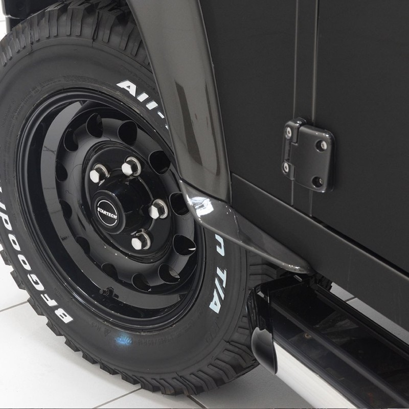 STARTECH Dirt płetwy – Land Rover Defender | KURO