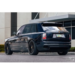AG Luxury AGL63