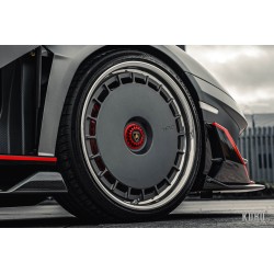 HRE 935